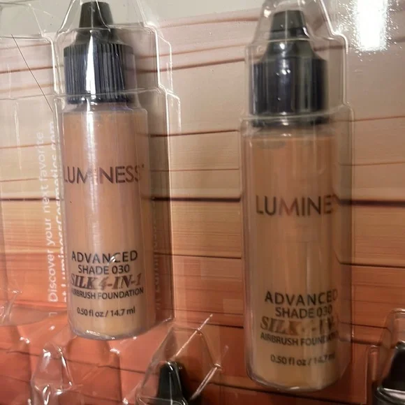 LUMINESS airbrush foundation piece set